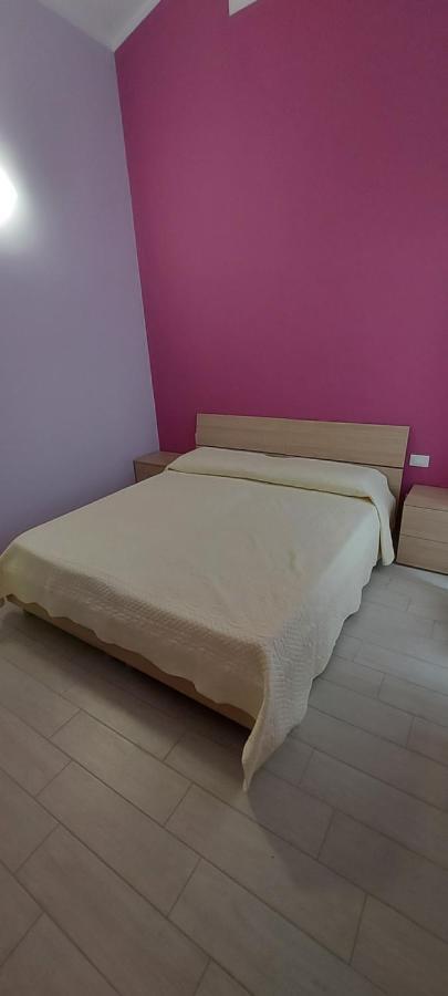 Case Vacanze Le Rose Campofelice Di Roccella Eksteriør billede